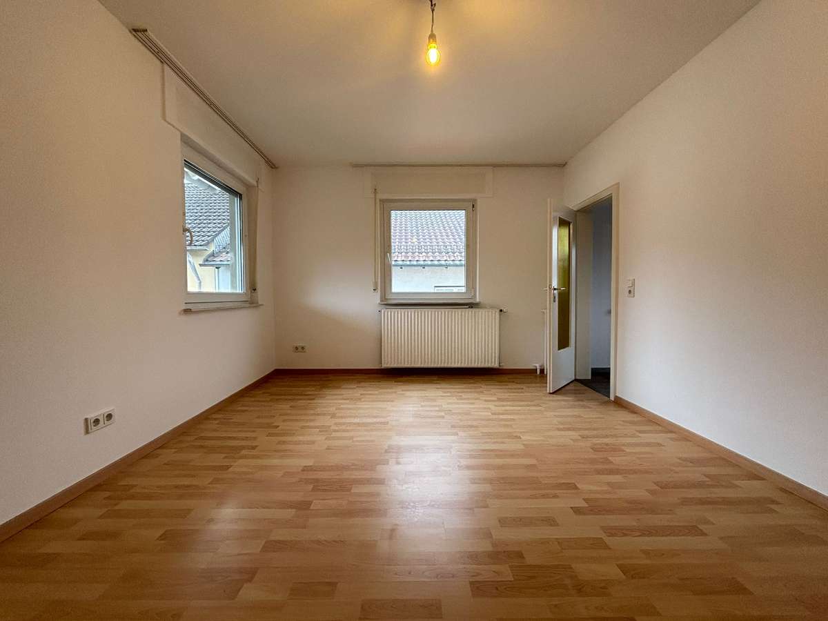 Hochspeyer - 3 ZKB mit EBK, Balkon - Foto 4